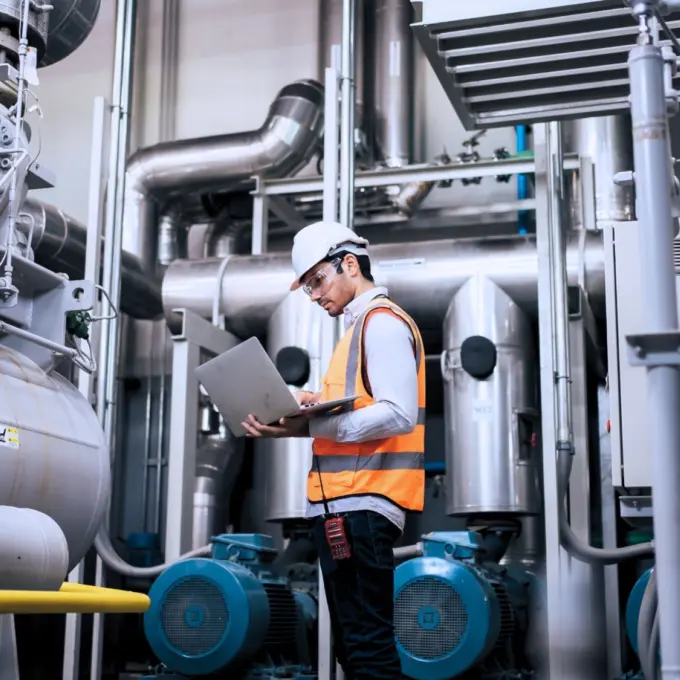 Hero Images decarbonization Make energy effiency your first fuel