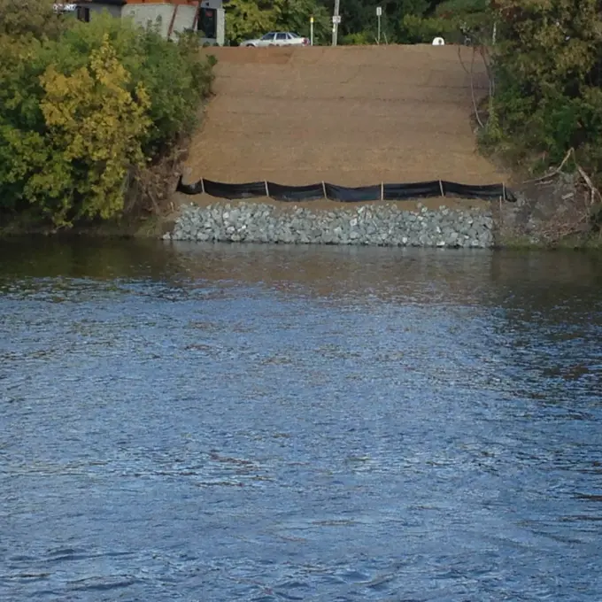 Project Page Hero environmental planning supervision to install open trench gas pipeline in the river